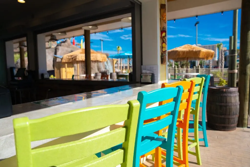 bar counter with chairs