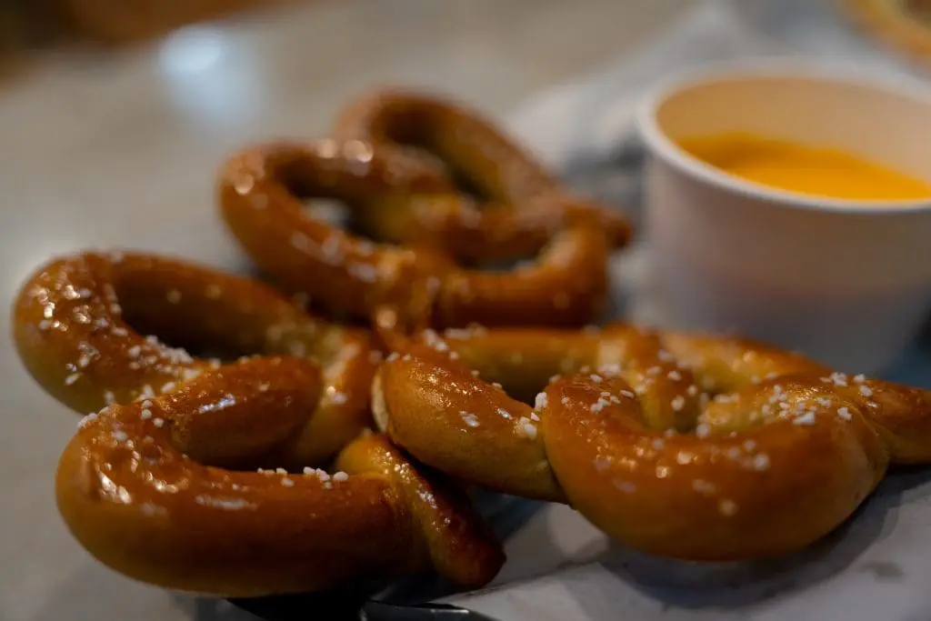 pretzels and cheese sauce